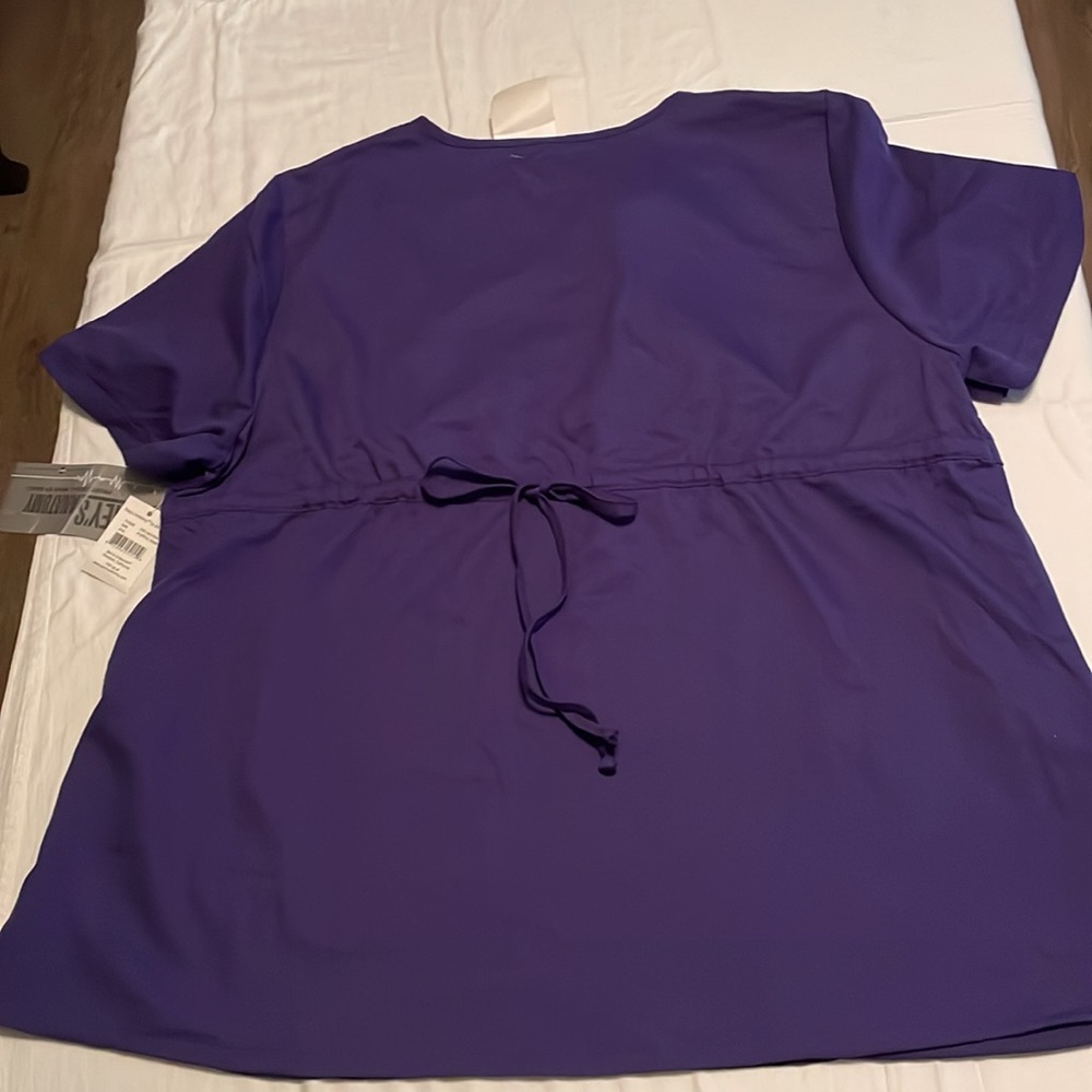 Grey’s Anatomy by Barco women’s scrubs top, purple, size 2X. NWT. - Picture 9 of 9